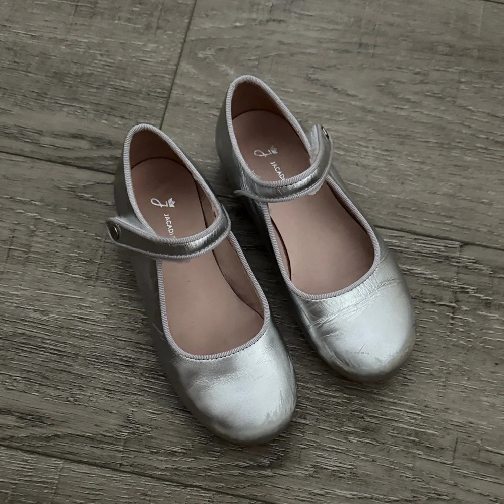 Jacardi Girls Silver Mary Jane Dress Shoes
